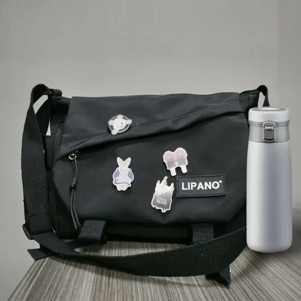 Schultertasche Männer im Messenger-Stil mit Klappe und Schnallen – Bild 3