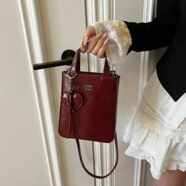 Umhängetasche Herren weiß als Mini-Tote mit Henkeln und Gurt – Bild 4